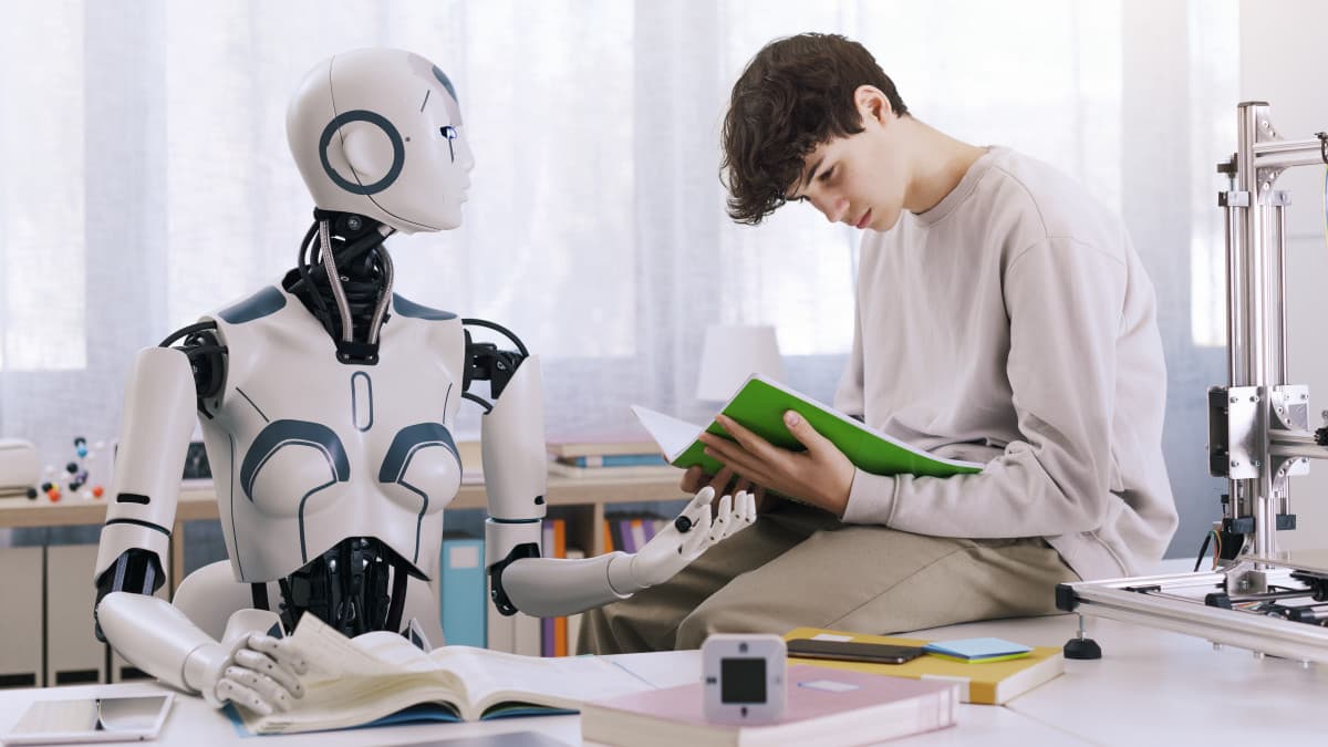 AIによる学業不正撲滅のため「提出した筆記課題についての口頭試問」がデンマークの高校生に義務づけられる