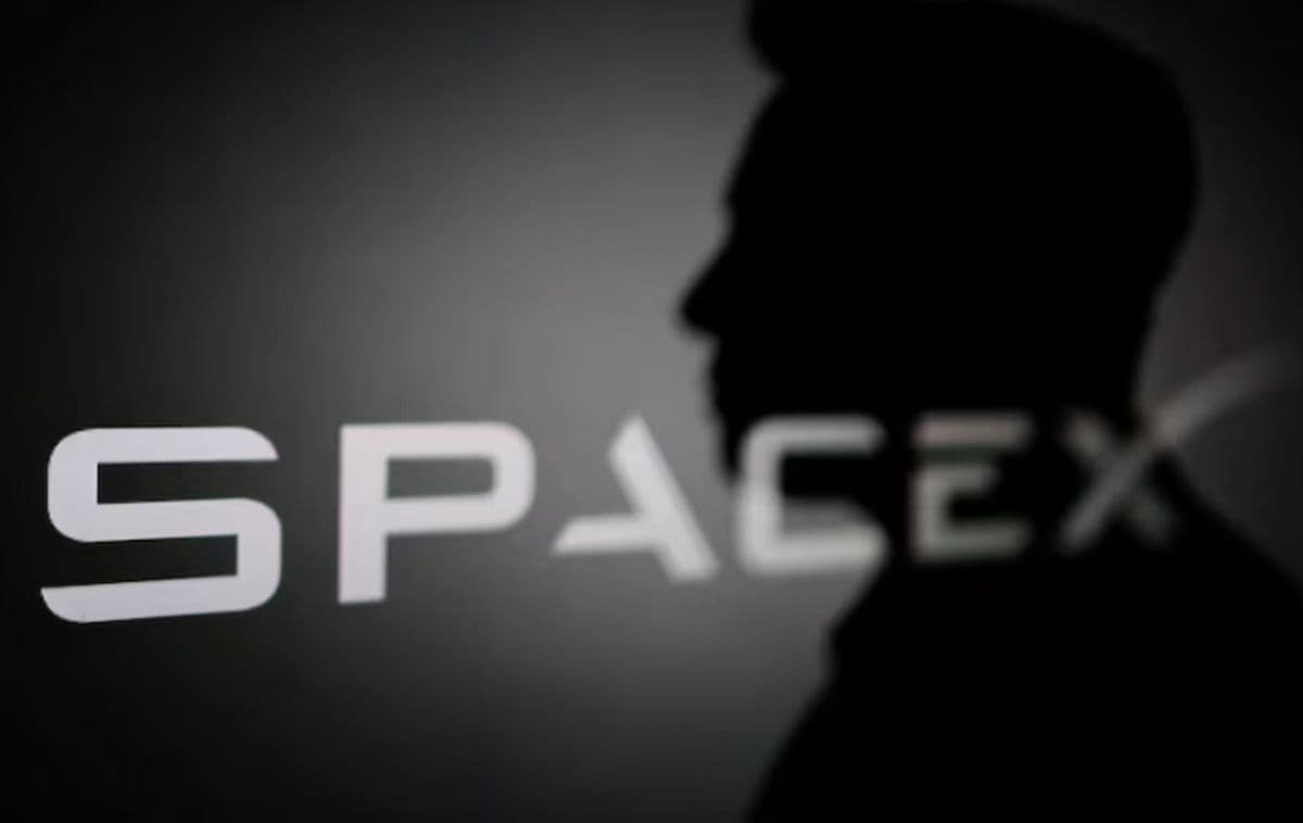 SpaceX Data Center Shakeup Puts Starlink Executive Over xAI