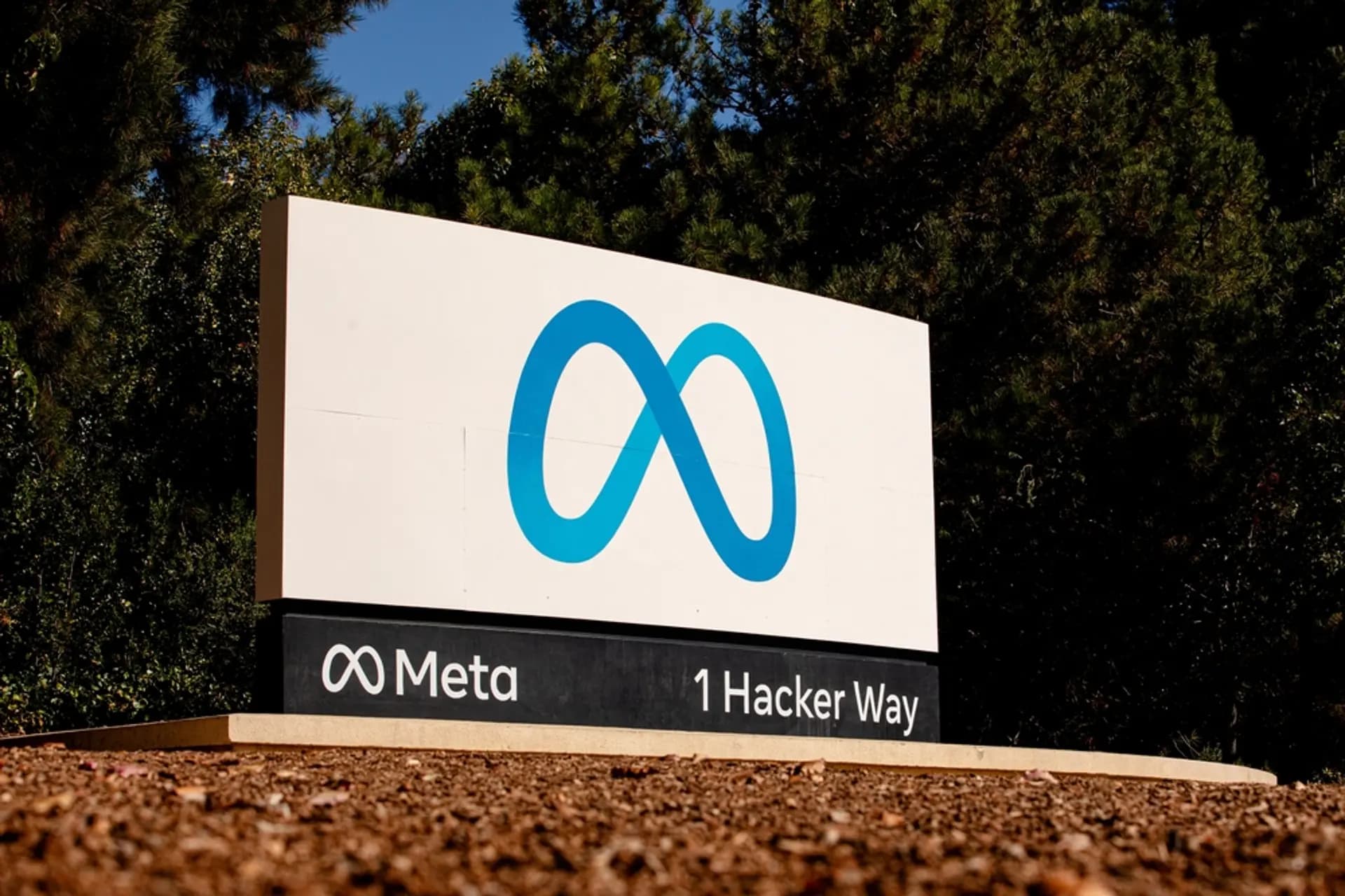 Meta Develops OpenClaw-Inspired AI Assistant to Operate Users’ Computers - bloomingbit