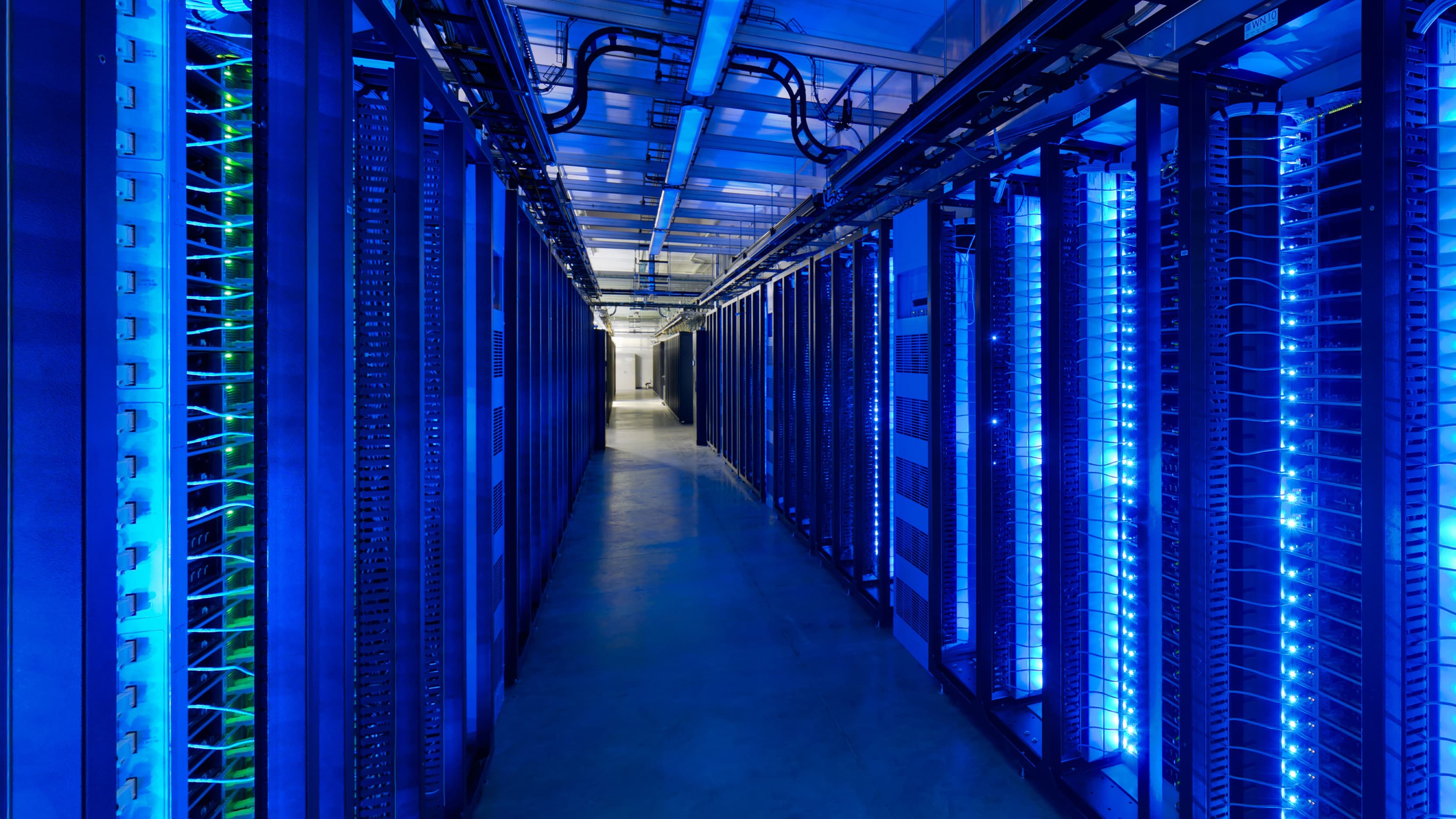 Bringing AI-Enabled Infrastructure to India - datacenters.atmeta.com