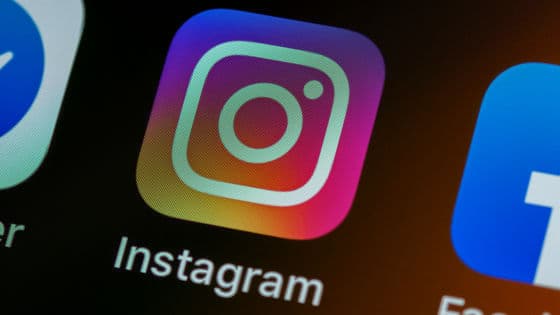 ハッカーがMeta AIのサポートチャットボットを騙して有名人のInstagramアカウントを盗む - gigazine.net