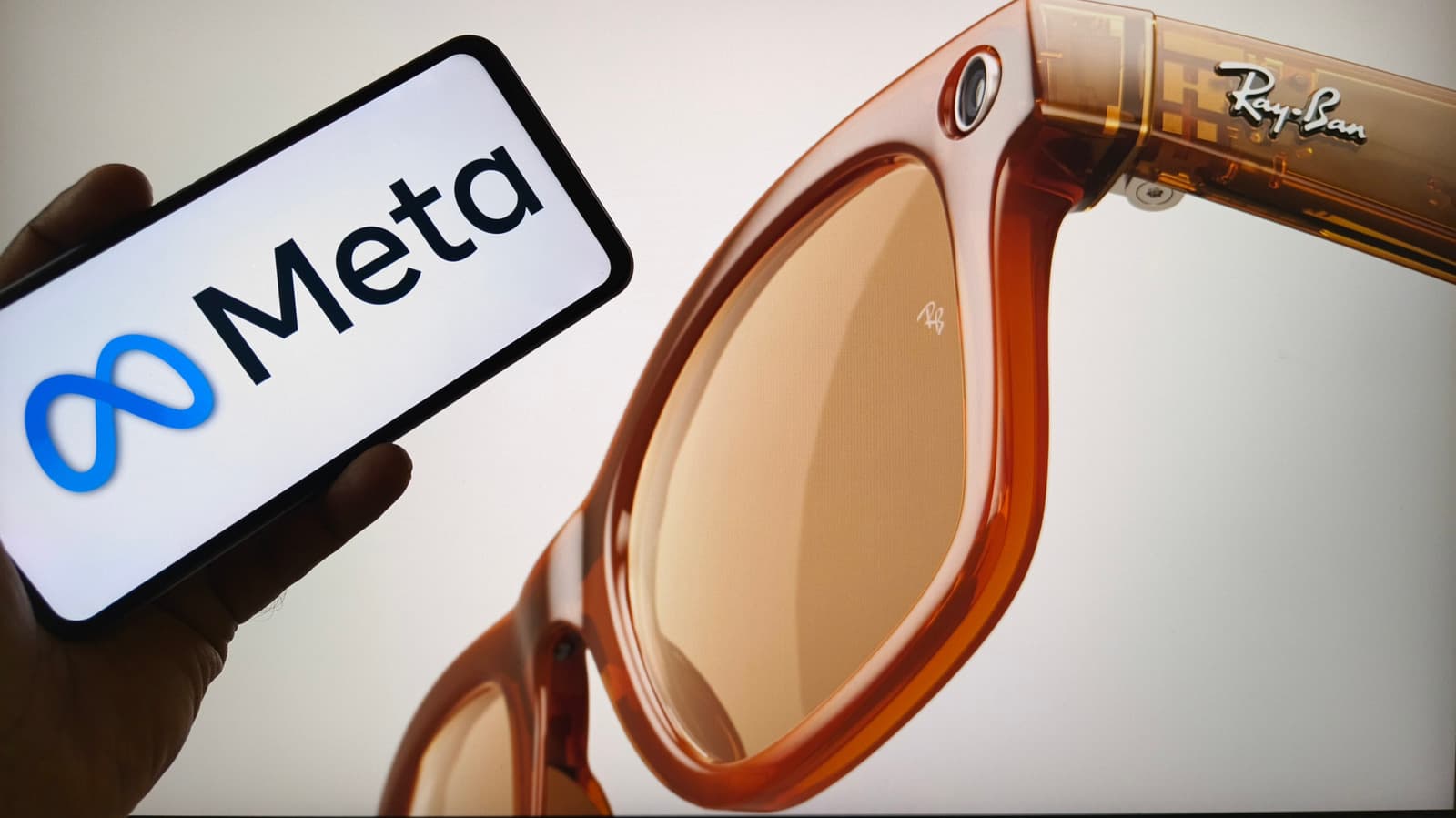 Meta Is Disabling Cameras For Smart Glass Modders Who Tamper With The Privacy Light