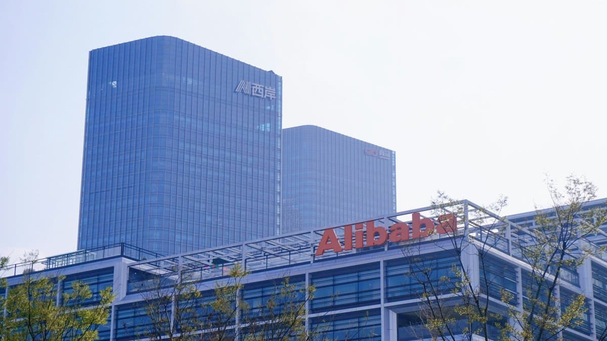 Alibaba、2027年にTaobao・Tmallの加盟店業務へAI拡大 Qwen WorkのEC版をテスト